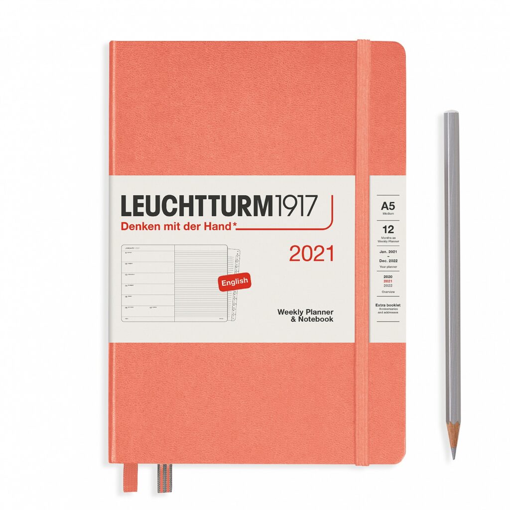 Leuchtturm1917 Kalender 2021 Weekly Planner og Notatbok – A5bellini – Tudos