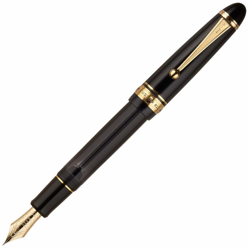 Pilot - Custom 823 Vakuumfyller Fyllepenn - Black/Gold