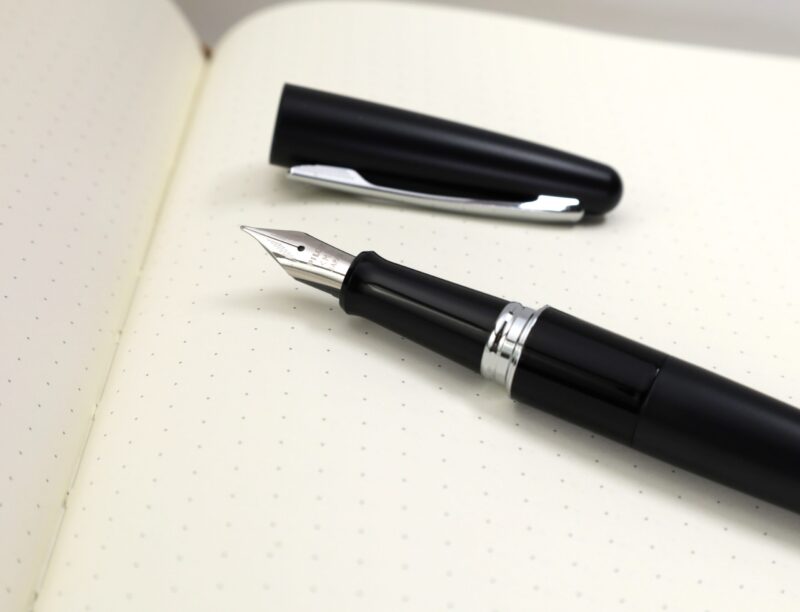 Pilot - Metropolitan MR1 Fyllepenn - Black - Medium (M) - Bilde 4
