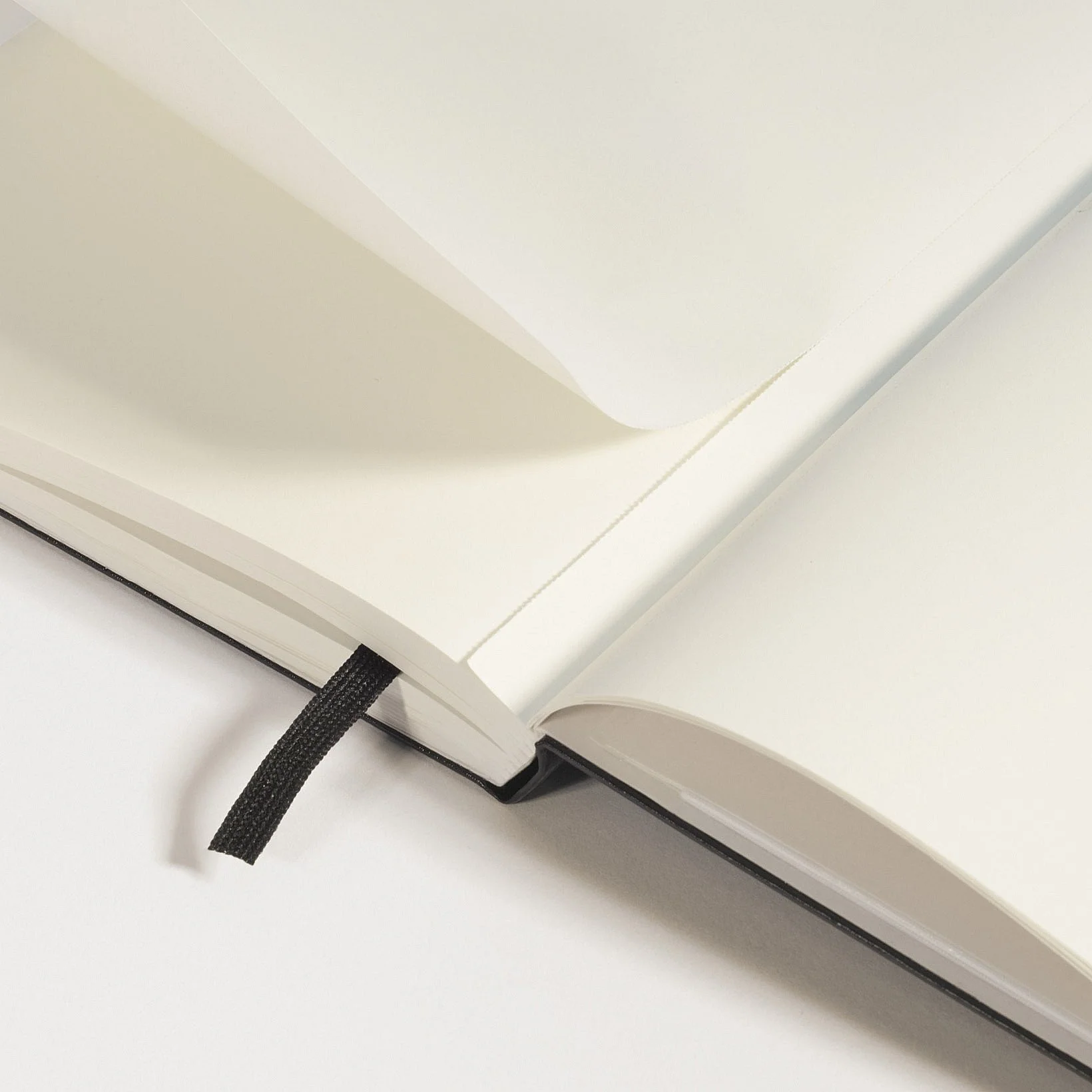 Leuchtturm1917 – Hardcover Notebook Dot Grid – A5 Bubblegum - Bilde 5